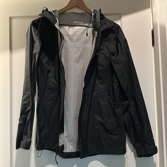 Columbia black rain jacket/windbreaker - Picture 3 of 9